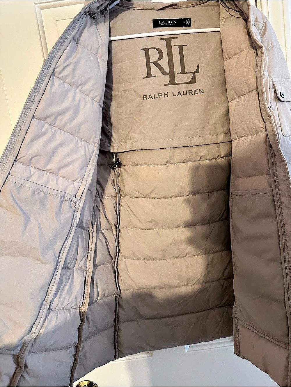 Lauren Ralph Lauren Hooded Puffer Jacket in Beige Size Medium Like New